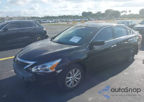 2015 Nissan Altima 2.5 S из США, поврежденный, VIN 1N4AL3AP3FC139884